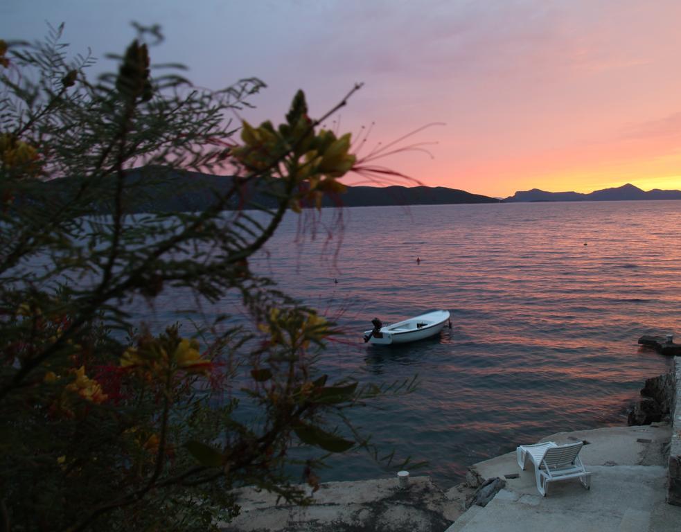 Sunset Apartments 슬라노 외부 사진