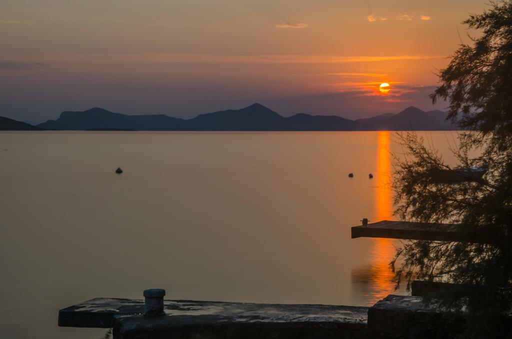 Sunset Apartments 슬라노 외부 사진