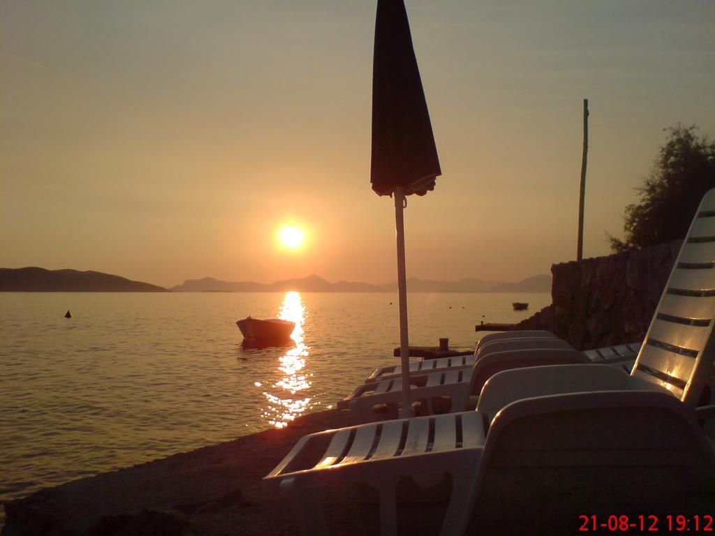 Sunset Apartments 슬라노 외부 사진